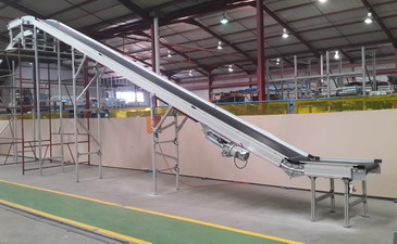 Incline Decline Slider Belt Conveyor